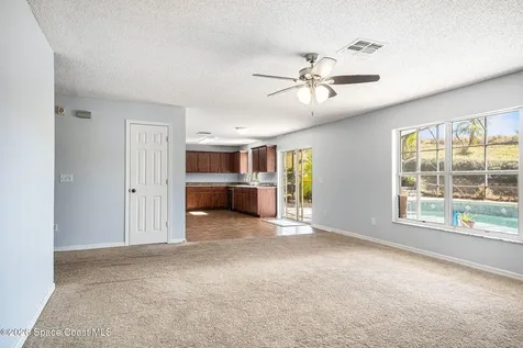 895 Woodvale Street Clermont FL 34711