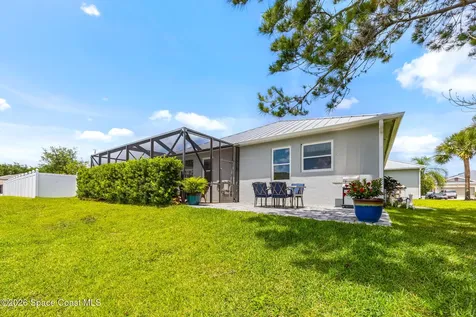 102 Salazar Lane Sebastian FL 32958