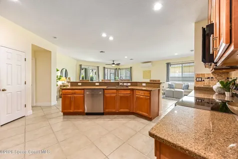 102 Salazar Lane Sebastian FL 32958