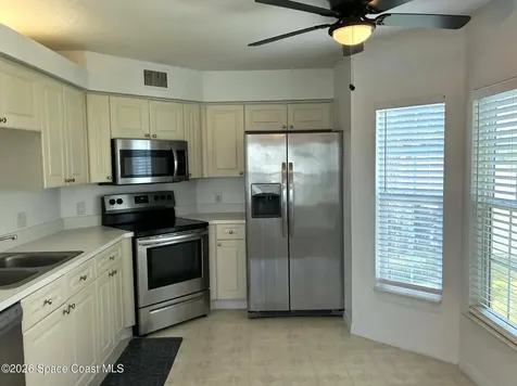 1930 Westminster Circle Vero Beach FL 32966