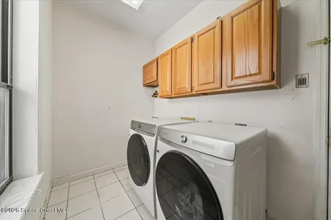 594 Hummingbird Drive Indialantic FL 32903