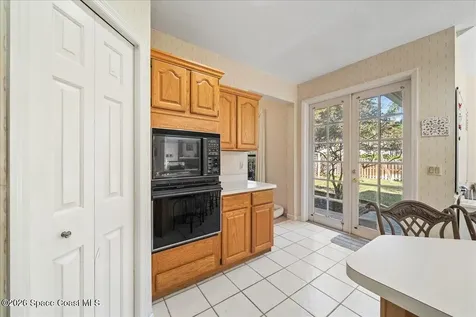 594 Hummingbird Drive Indialantic FL 32903