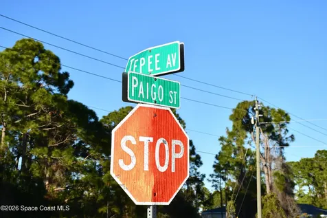 2658 Tepee Avenue SE Palm Bay FL 32909