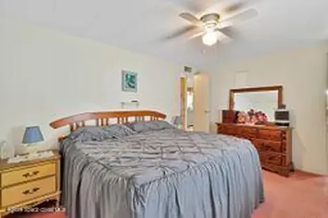 807 W Wren Circle W Barefoot Bay FL 32976