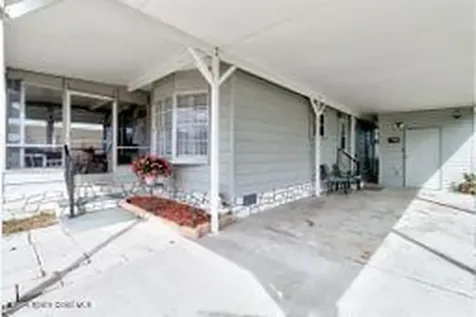 807 W Wren Circle W Barefoot Bay FL 32976