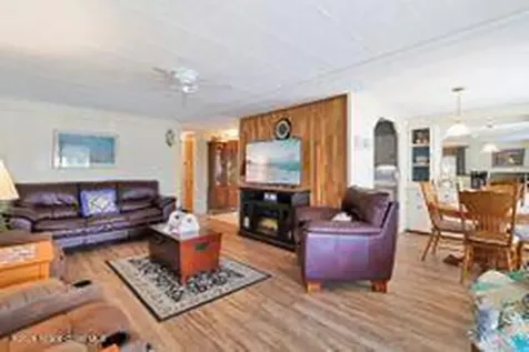 807 W Wren Circle W Barefoot Bay FL 32976