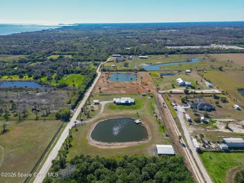 3440 Hammock Road Mims FL 32754