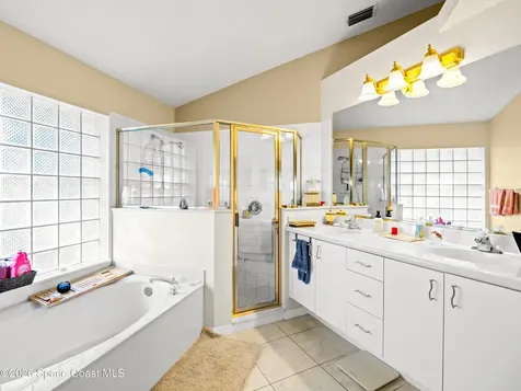 3904 Saint Armens Circle Melbourne FL 32934