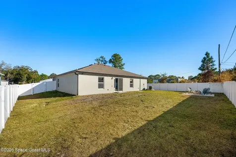 714 Daysland Avenue SW Palm Bay FL 32908