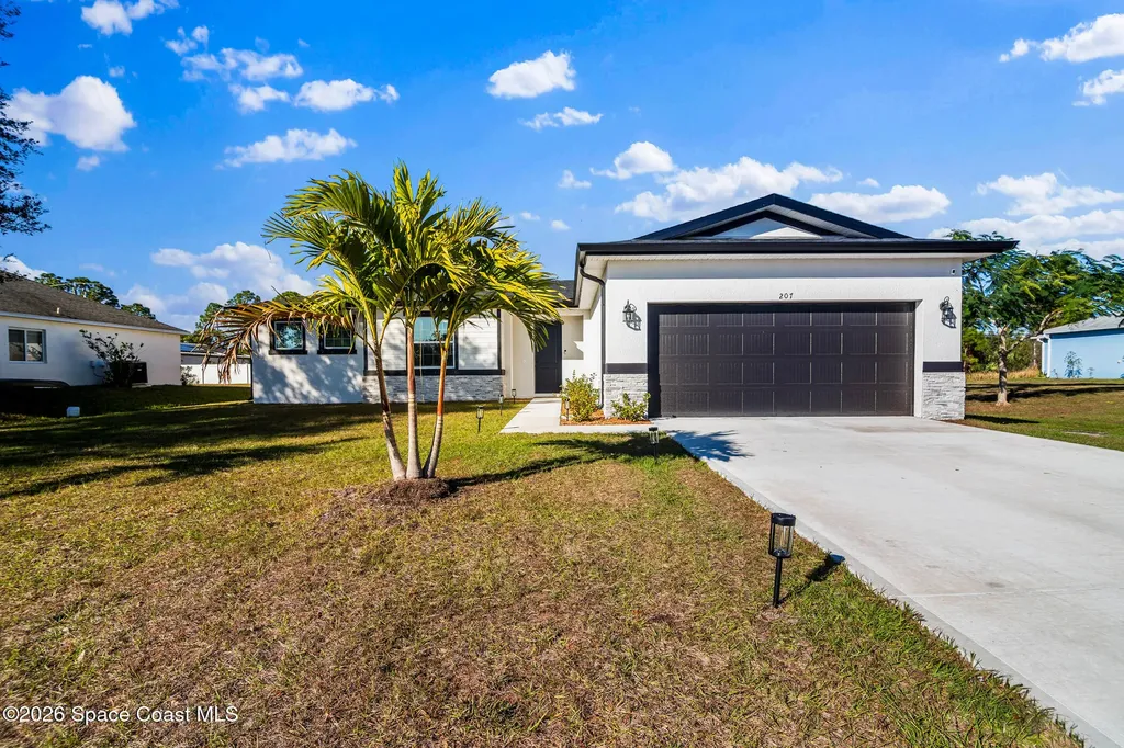 207 Bellbrook Street SE Palm Bay FL 32909