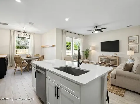 207 Bellbrook Street SE Palm Bay FL 32909