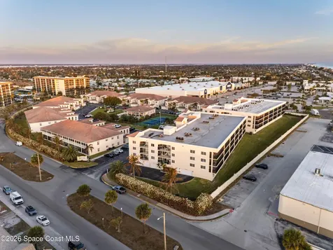 121 Lancha Circle Satellite Beach FL 32937