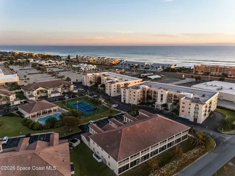 121 Lancha Circle Satellite Beach FL 32937