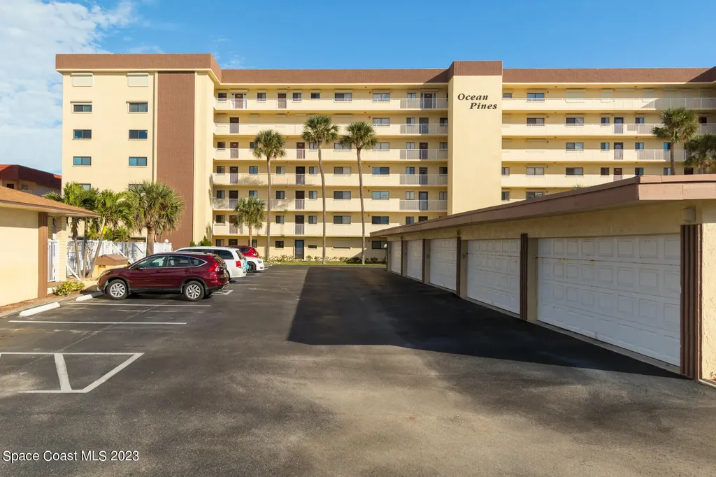 55 N 4th Street Cocoa Beach FL 32931