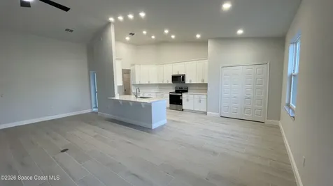 2863 Grant Avenue SE Palm Bay FL 32909