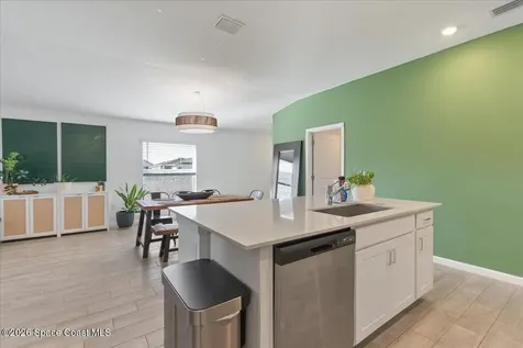 875 Dockside Drive SW Palm Bay FL 32908