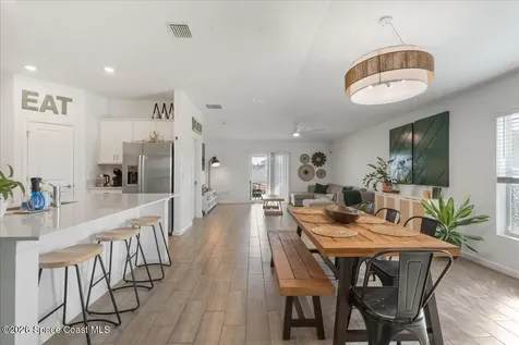 875 Dockside Drive SW Palm Bay FL 32908