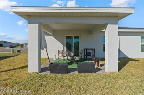 875 Dockside Drive SW Palm Bay FL 32908