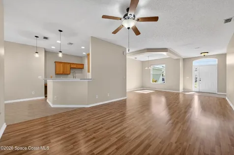 1837 Vauxhall Street NW Palm Bay FL 32907