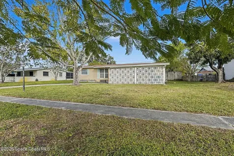 735 Ixora Drive Melbourne FL 32935