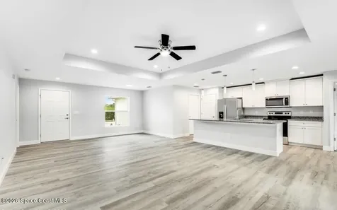 379 Wilton Avenue SW Palm Bay FL 32908