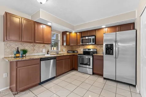 998 Kings Post Road Rockledge FL 32955