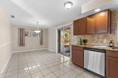 998 Kings Post Road Rockledge FL 32955