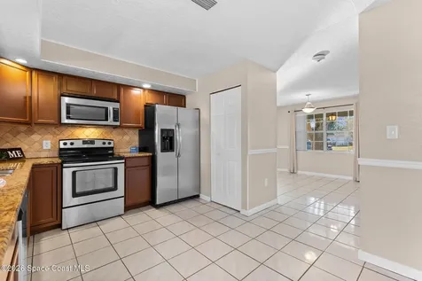 998 Kings Post Road Rockledge FL 32955