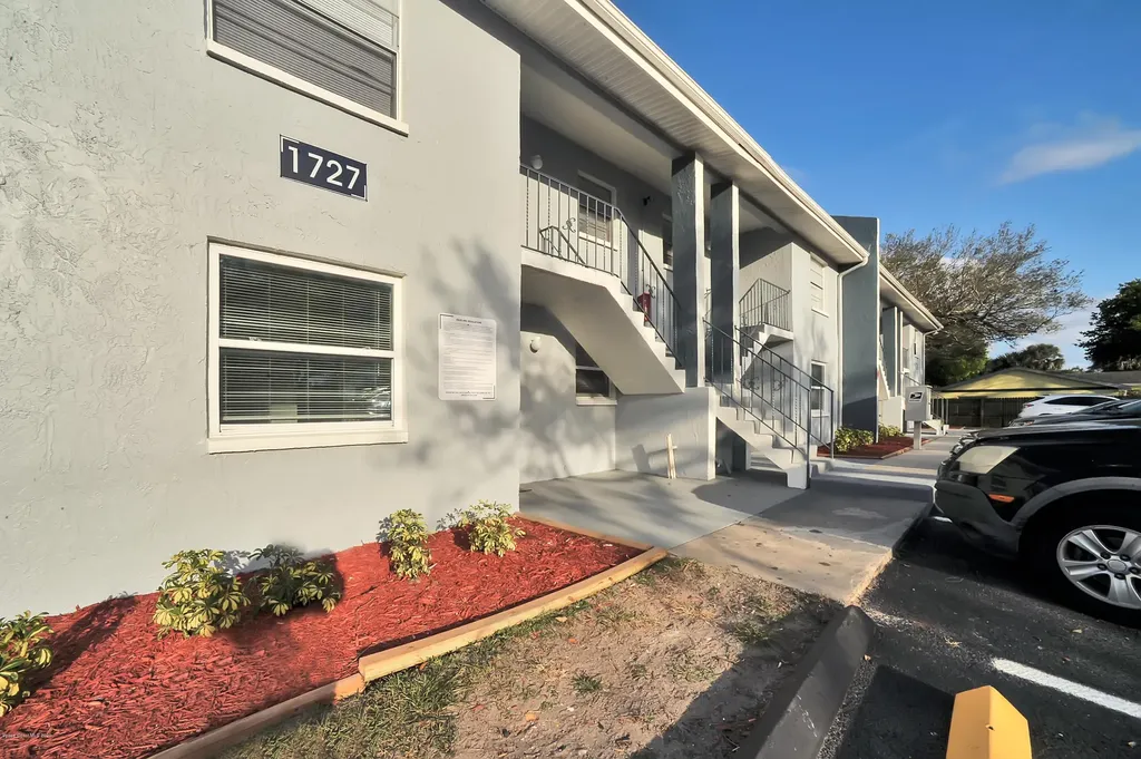 1727 Avocado Avenue Melbourne FL 32935
