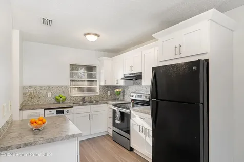 1727 Avocado Avenue Melbourne FL 32935