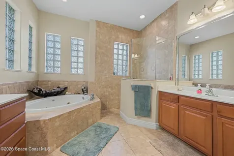 537 Acacia Avenue Melbourne FL 32904