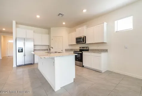 1863 Farmhouse Road SE Palm Bay FL 32909