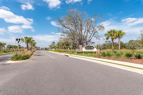1863 Farmhouse Road SE Palm Bay FL 32909