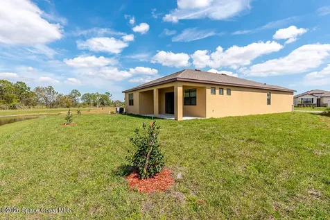 1863 Farmhouse Road SE Palm Bay FL 32909