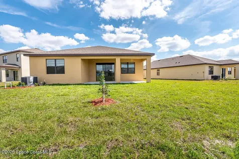 1863 Farmhouse Road SE Palm Bay FL 32909