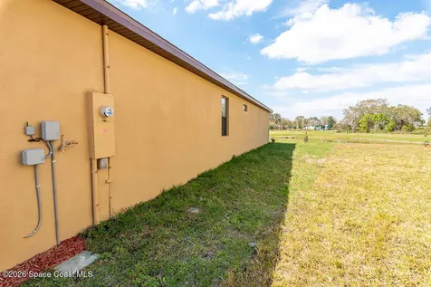 1863 Farmhouse Road SE Palm Bay FL 32909