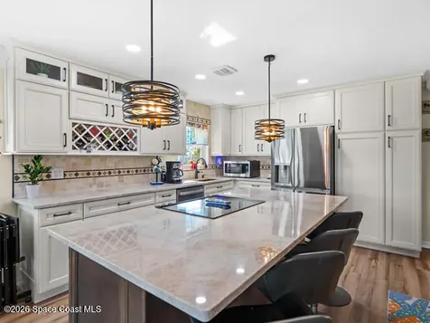 647 Desoto Lane Indian Harbour Beach FL 32937
