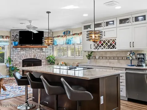 647 Desoto Lane Indian Harbour Beach FL 32937