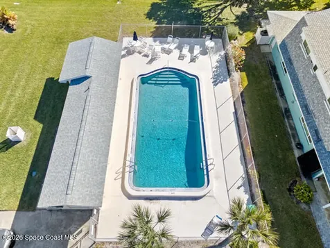 647 Desoto Lane Indian Harbour Beach FL 32937