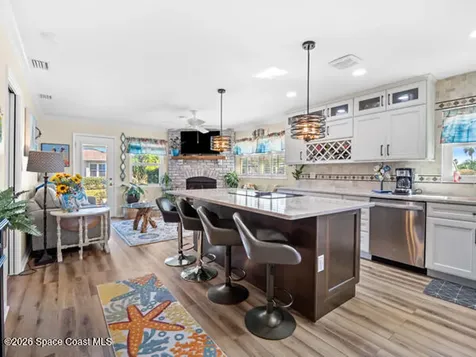 647 Desoto Lane Indian Harbour Beach FL 32937