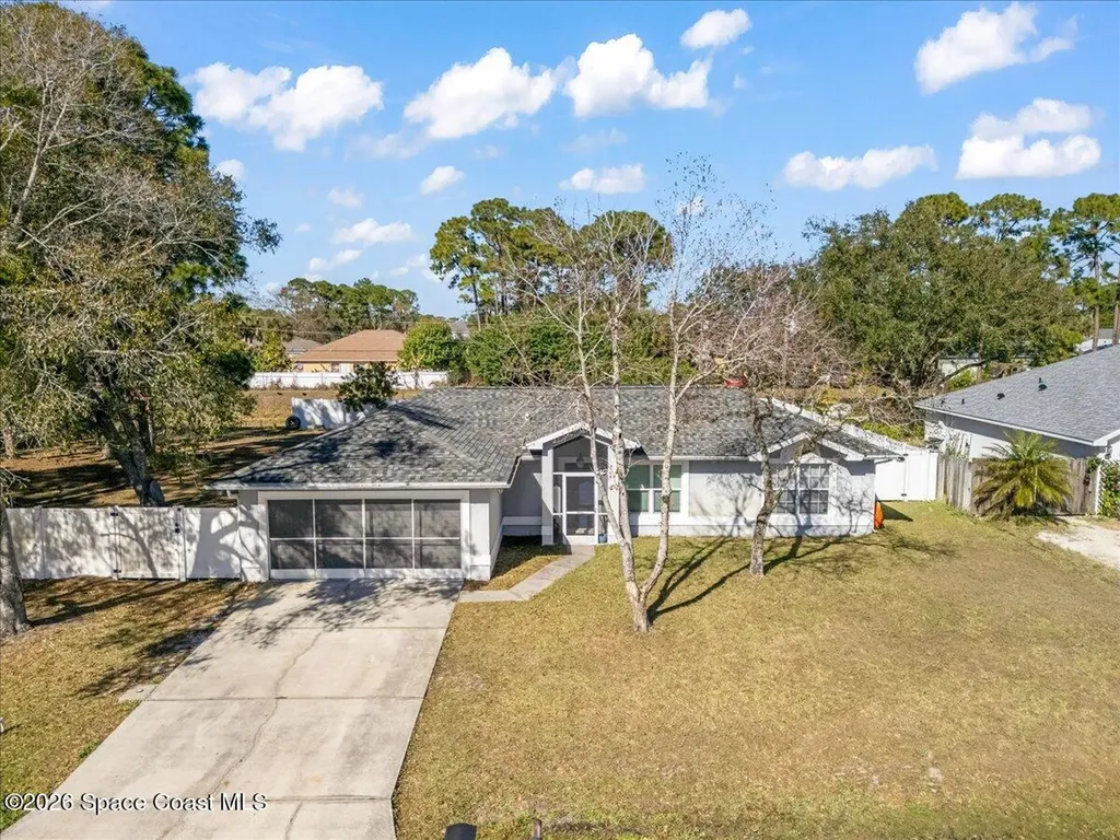 551 Brickell Street SE Palm Bay FL 32909