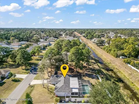 551 Brickell Street SE Palm Bay FL 32909