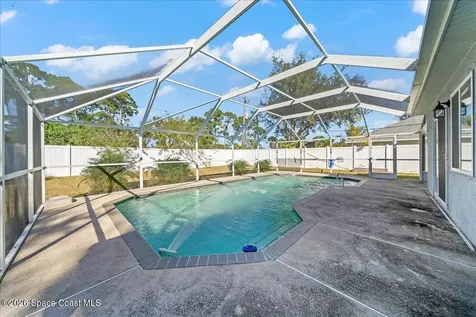 551 Brickell Street SE Palm Bay FL 32909