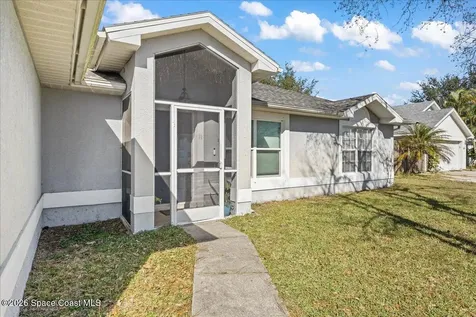 551 Brickell Street SE Palm Bay FL 32909