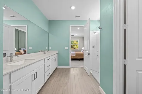 492 Veridian Circle NW Palm Bay FL 32907