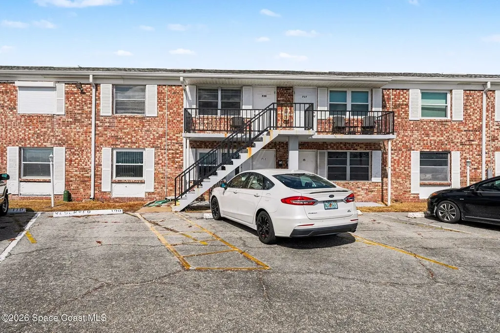190 E Olmstead Drive Titusville FL 32780