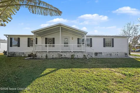 926 Laurel Circle Barefoot Bay FL 32976