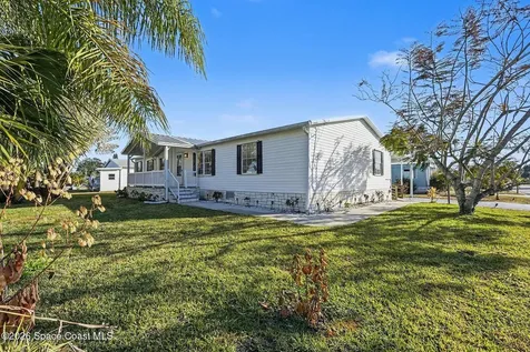 926 Laurel Circle Barefoot Bay FL 32976