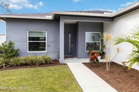 2840 Fontainebleau Avenue SE Palm Bay FL 32909