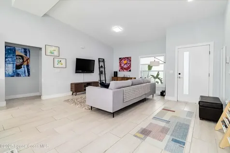 2840 Fontainebleau Avenue SE Palm Bay FL 32909